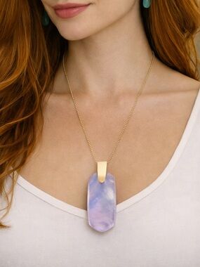 Kendra Scott Purple Mother of pearl Inez Elegant Purple Pendant Necklace